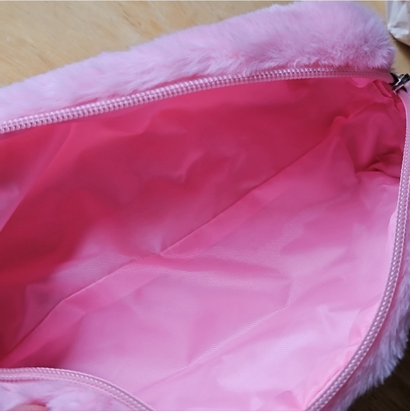 BARBIE PLUSH PENCIL CASE - Picture 5 of 11